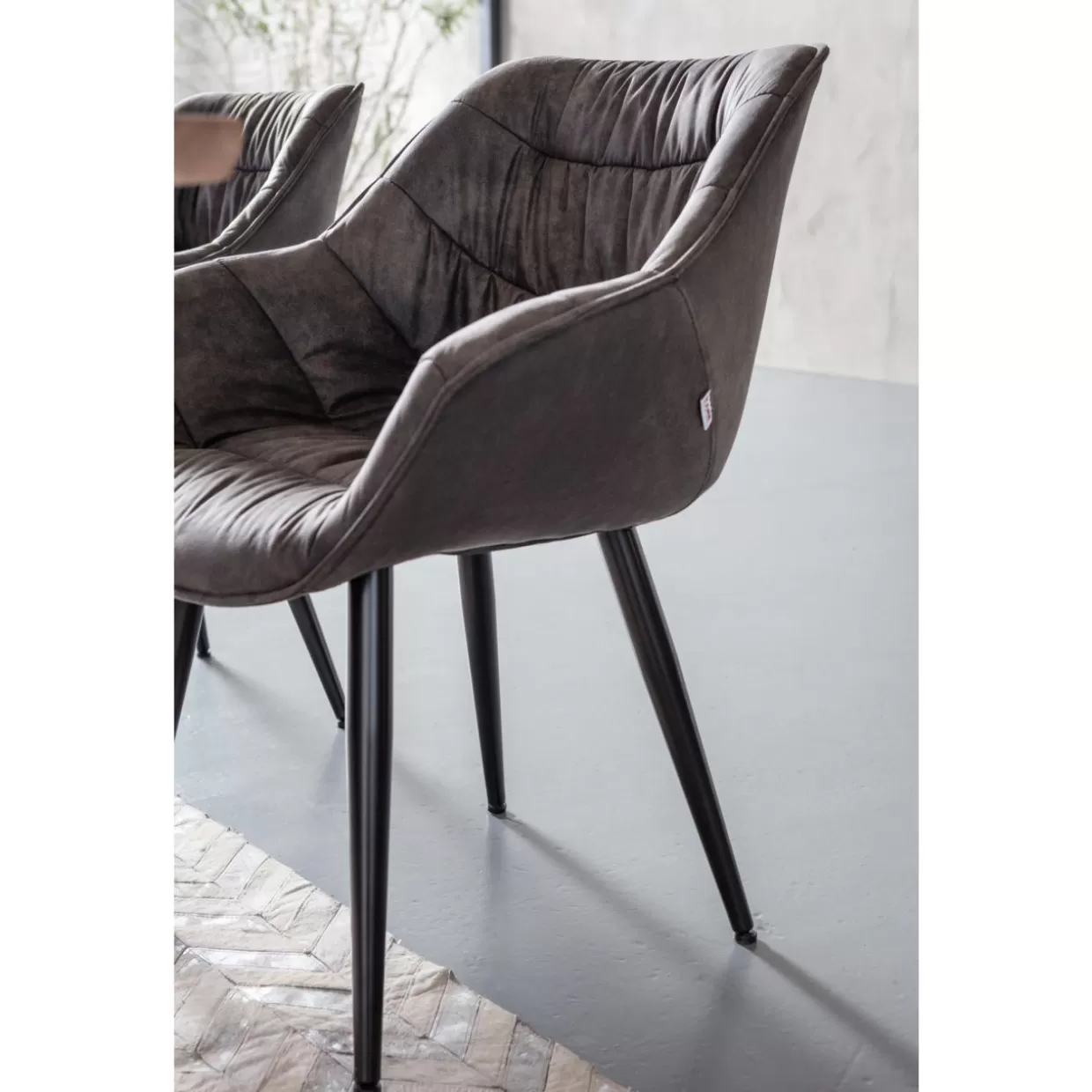 Poltrona Thelma con design contemporaneo | Sedute ergonomiche KARE Collection