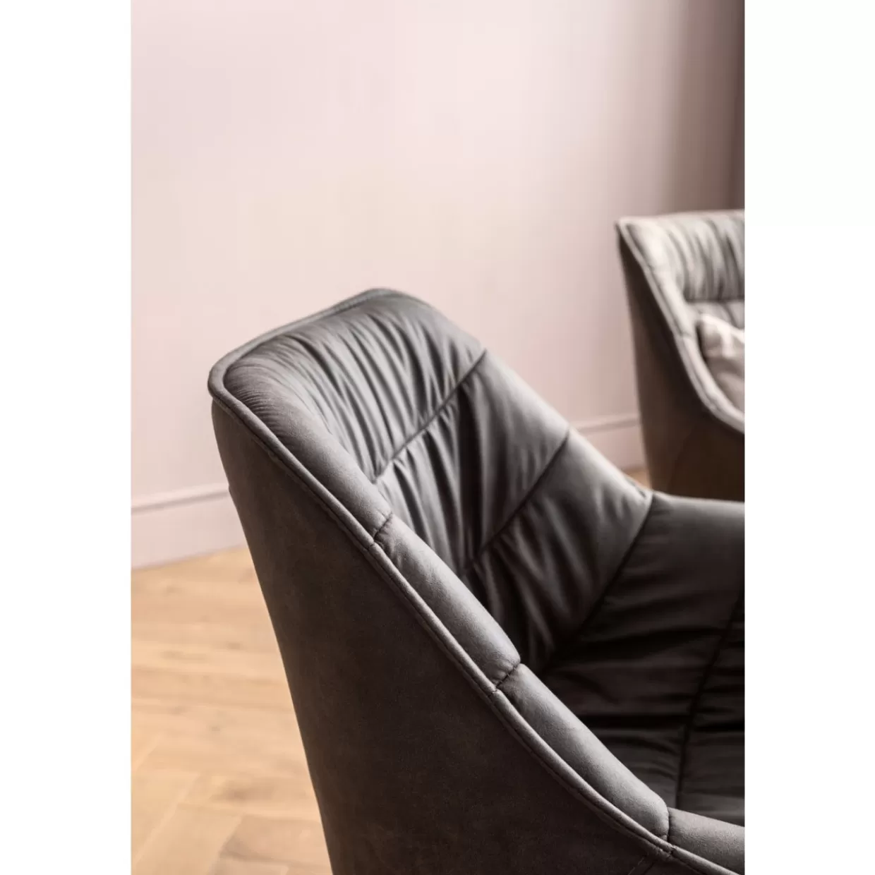 Poltrona Thelma con design contemporaneo | Sedute ergonomiche KARE Collection