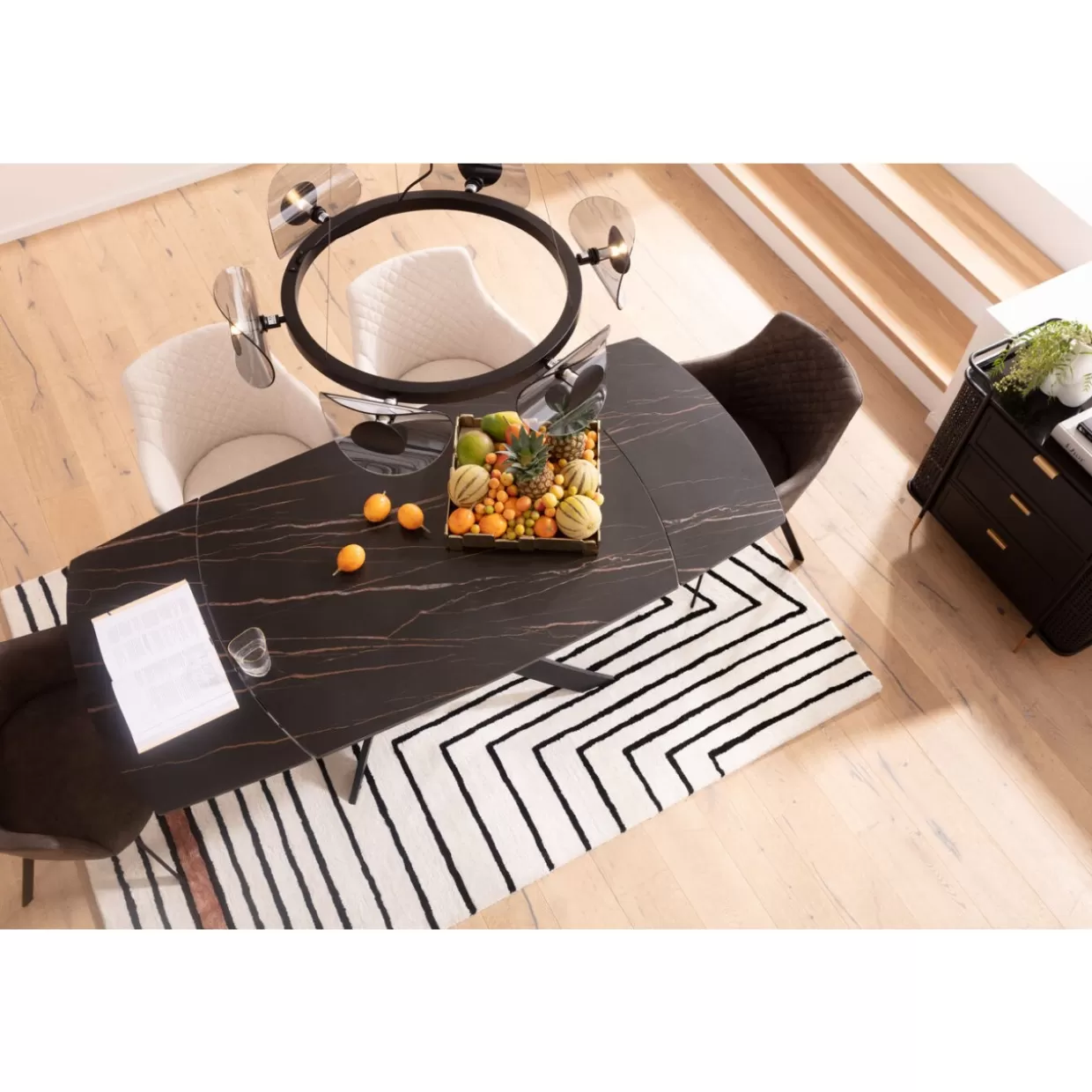 KARE Design Tavolo Estensibile Twist - Nero Elegante, Dimensioni 120 cm (espandibile a 180) x 90 cm, Soluzione Pratica per Spazi Dinamici