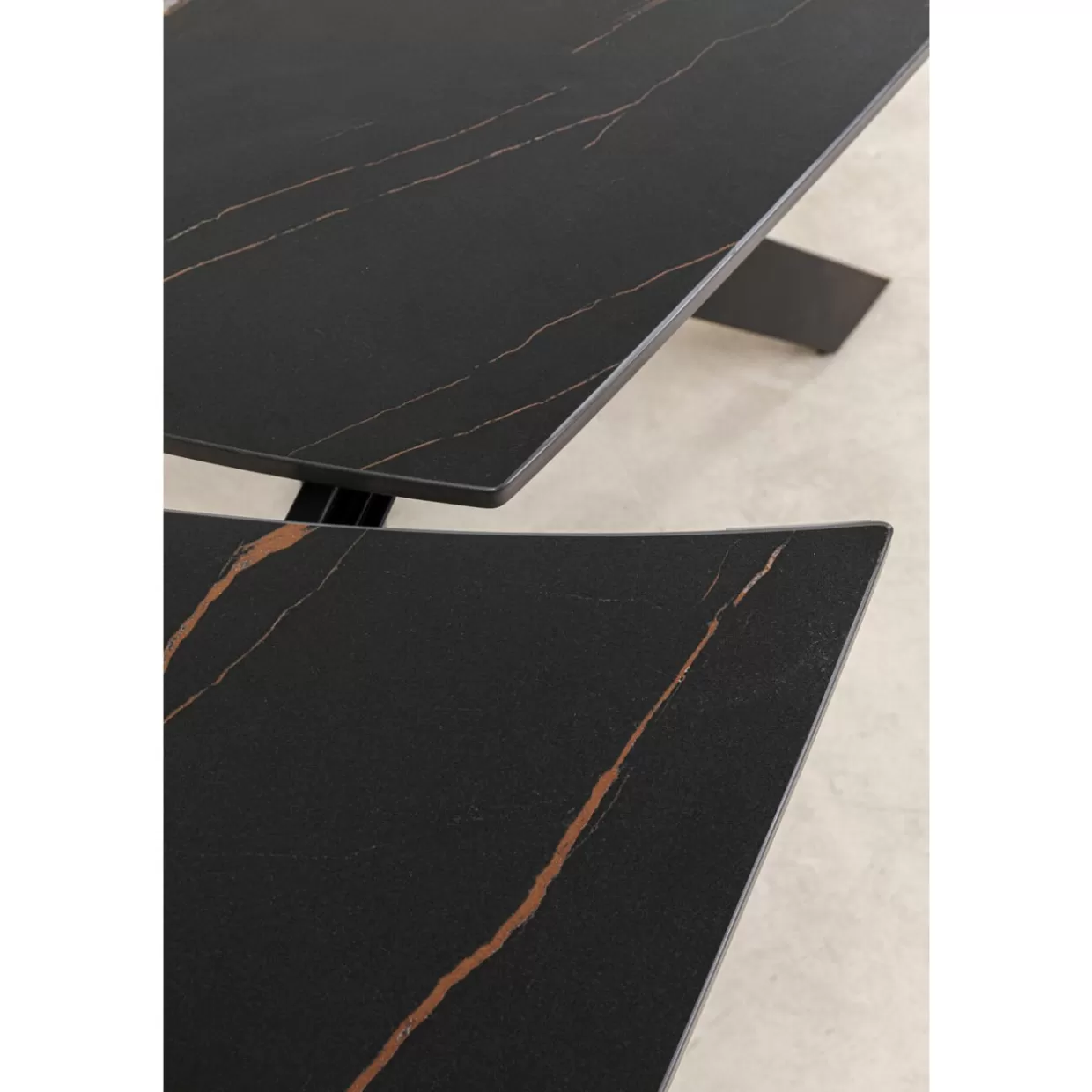 KARE Design Tavolo Estensibile Twist - Nero Elegante, Dimensioni 120 cm (espandibile a 180) x 90 cm, Soluzione Pratica per Spazi Dinamici