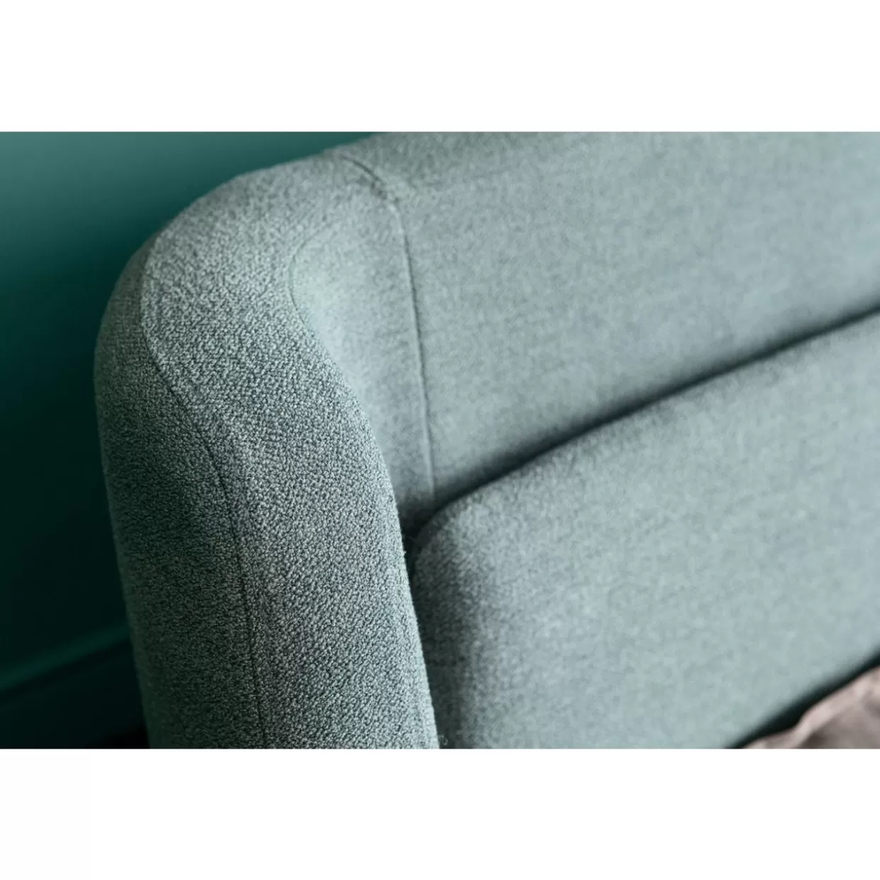 Letto Tivoli Verde di KARE Design - Moderno e Spazioso 160x200 cm 

Naturale evoluzione del modello classico con finiture ecosostenibili