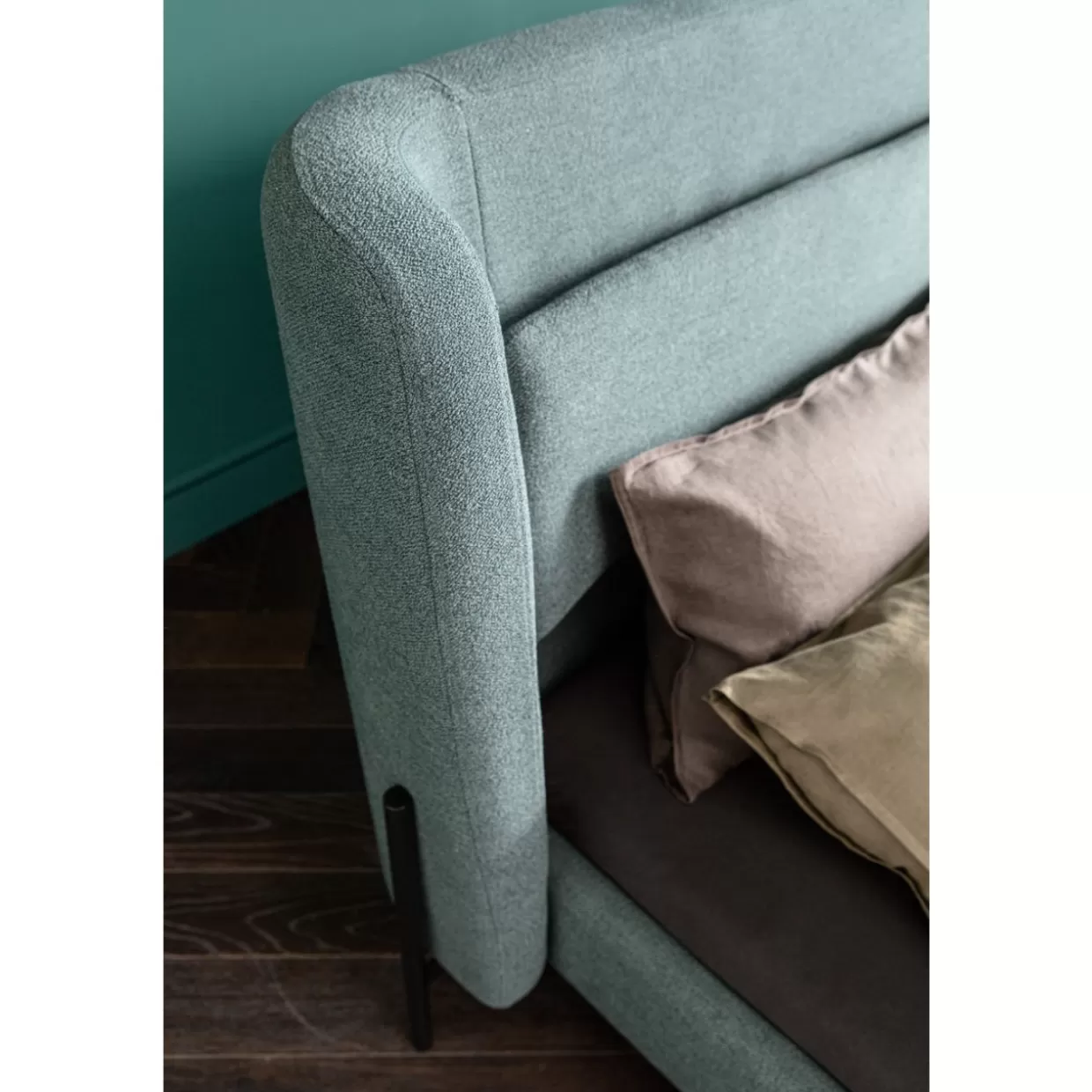 Letto Tivoli Verde di KARE Design - Moderno e Spazioso 160x200 cm 

Naturale evoluzione del modello classico con finiture ecosostenibili