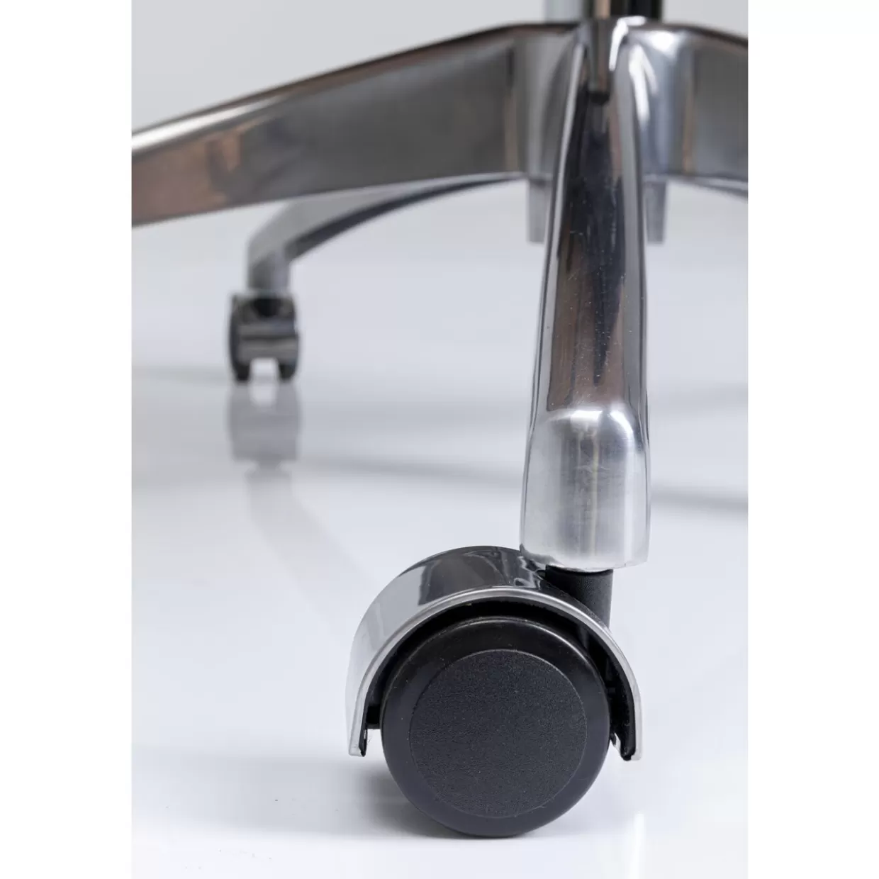 KARE Design - Sedia da Ufficio Rouven con Schienale Regolabile, Altezza 120 cm - Moderno Design per Ufficio o Casa