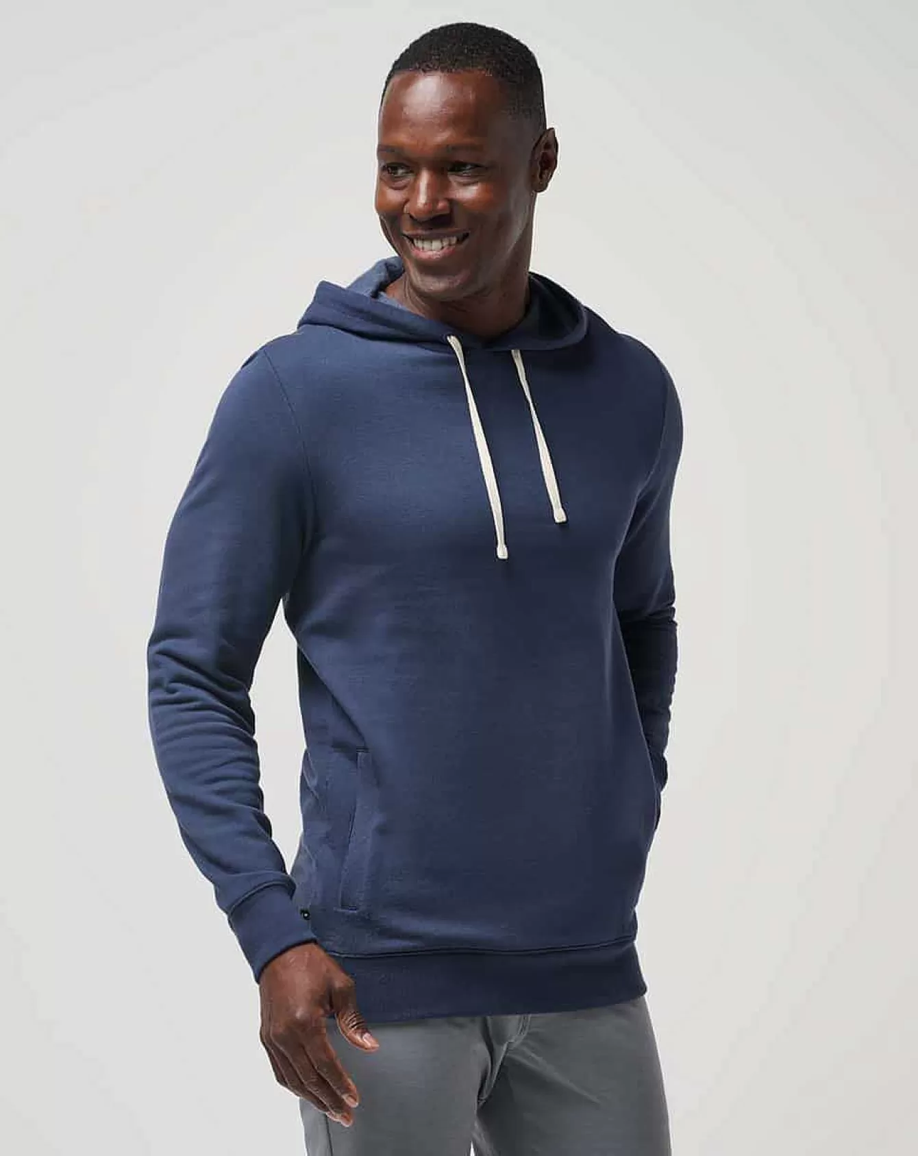 Felpa con Cappuccio Unisex - Stampa Nuvolosa Morbida, Ideale per Look Casual e Relax  
(Prezzo Conveniente - Ampia Scelta di Felpe e Pullover)