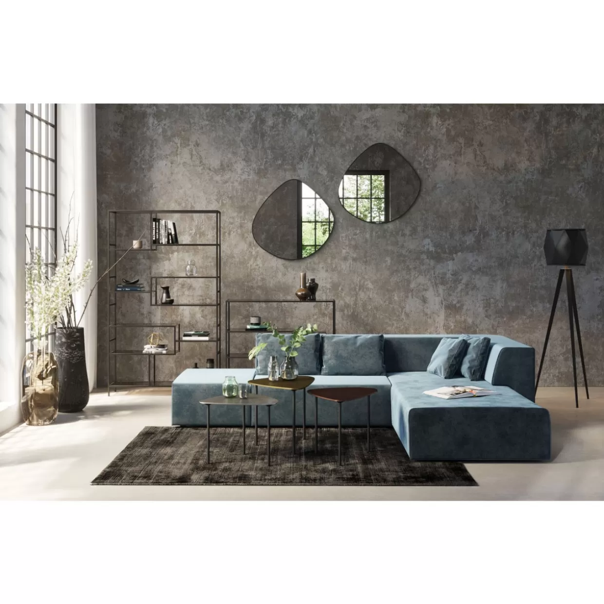 Trio di tavolini industriali con struttura triangolare - KARE Design per soggiorni vintage

Set esclusivo da 3 tavolini da caffè in stile loft retrò - Design triangolare industriale KARE

Tavolini KARE Design con effetto vissuto - Triangolo metallico per arredamento elegante (Set 3 pezzi)

Tavolini da salotto con dettagli triangolari industriali - KARE Vintage Collection (Confezione tripla)