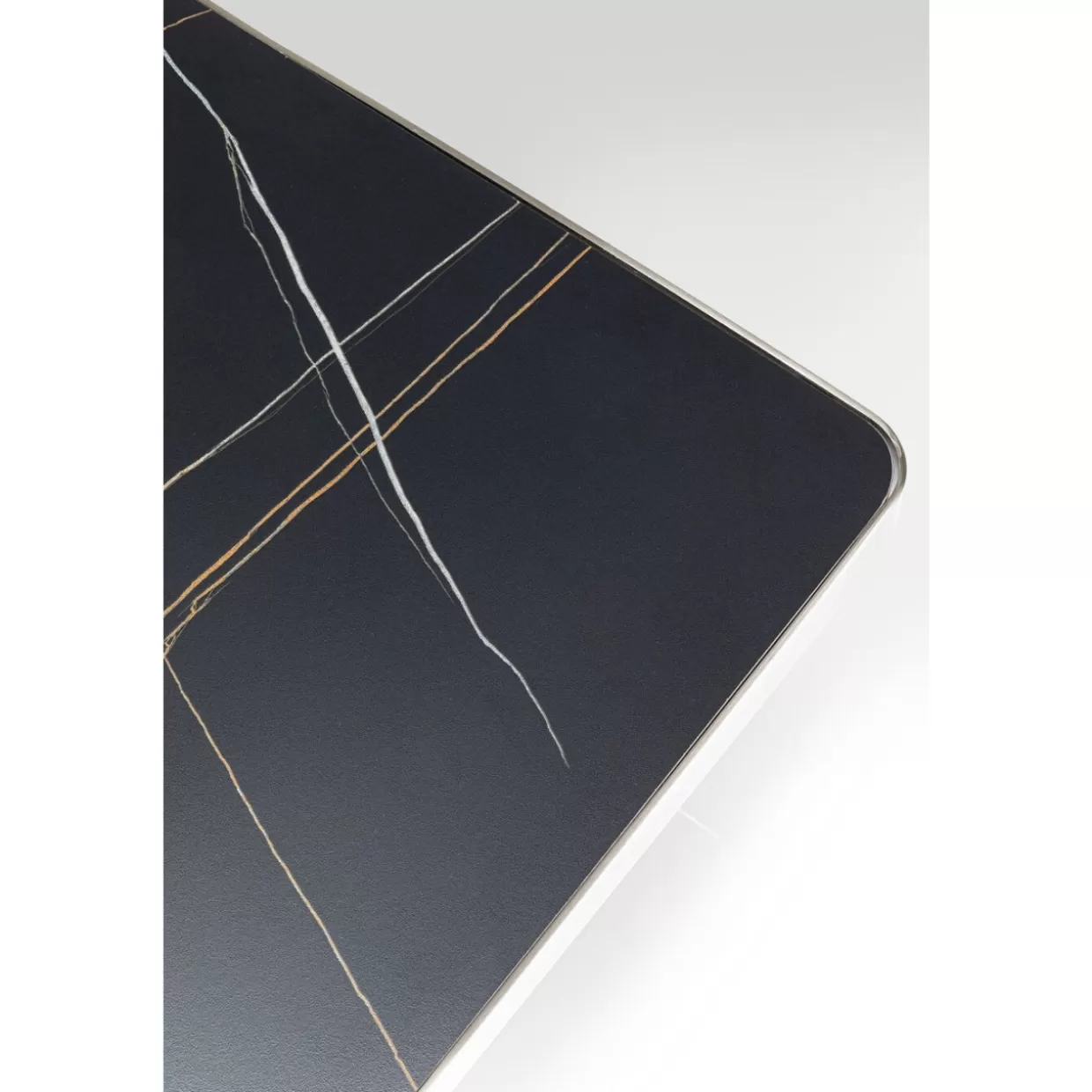Tavolino Miler stile moderno KARE Design - Piano argento lucido 80x80 cm per soggiorno elegante