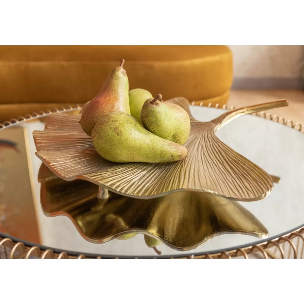 Set Esclusivo di 2 Tavolini Moderni KARE con Intreccio Metallico Ottonato - Design Elegante per Salotto