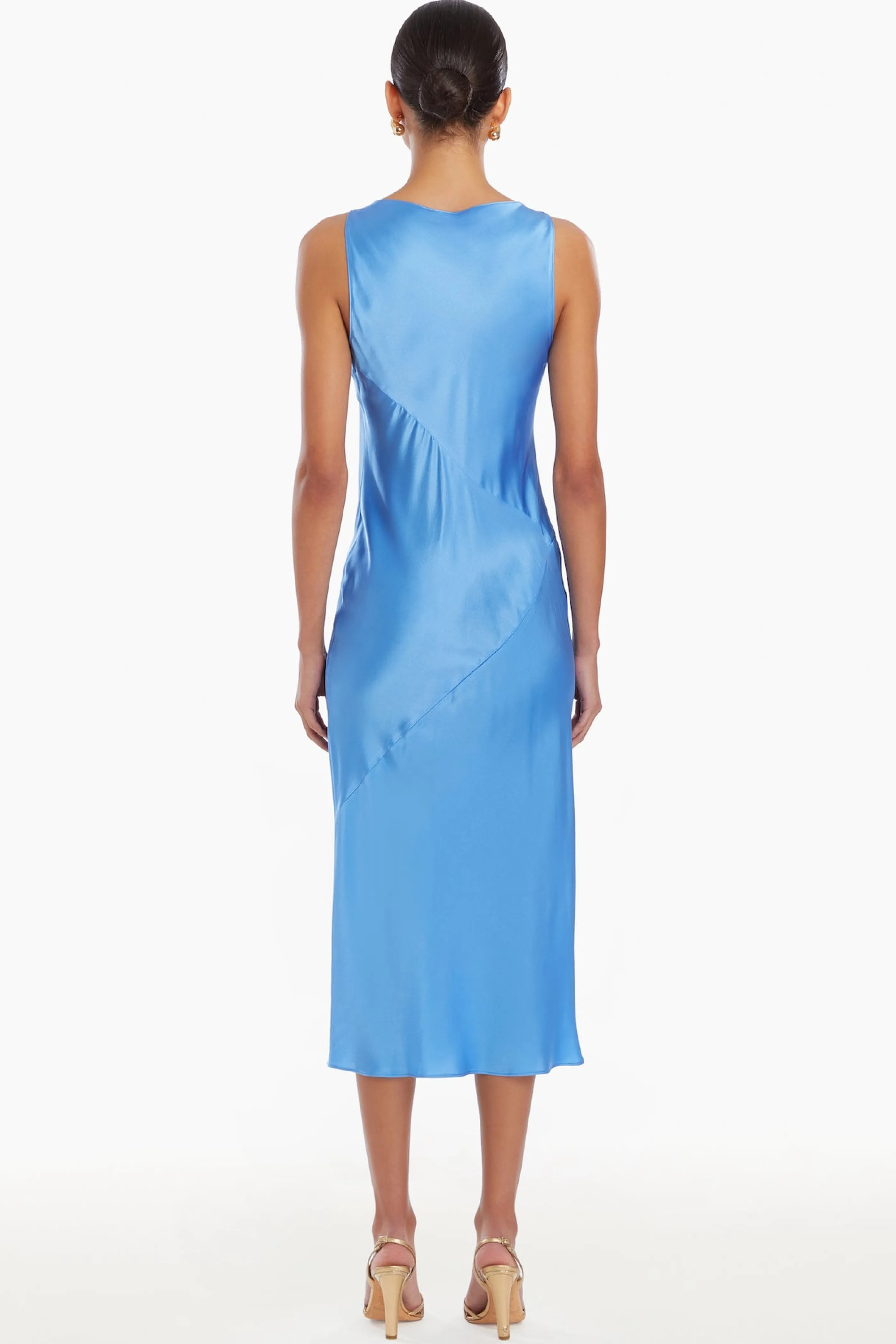 Elegante Abito da Sera in Seta Elaine di Amanda Uprichard - Vestito Première con Scollo a V e Linea A, Confezionato a Mano per Eventi Speciali Primavera/Estate 2024