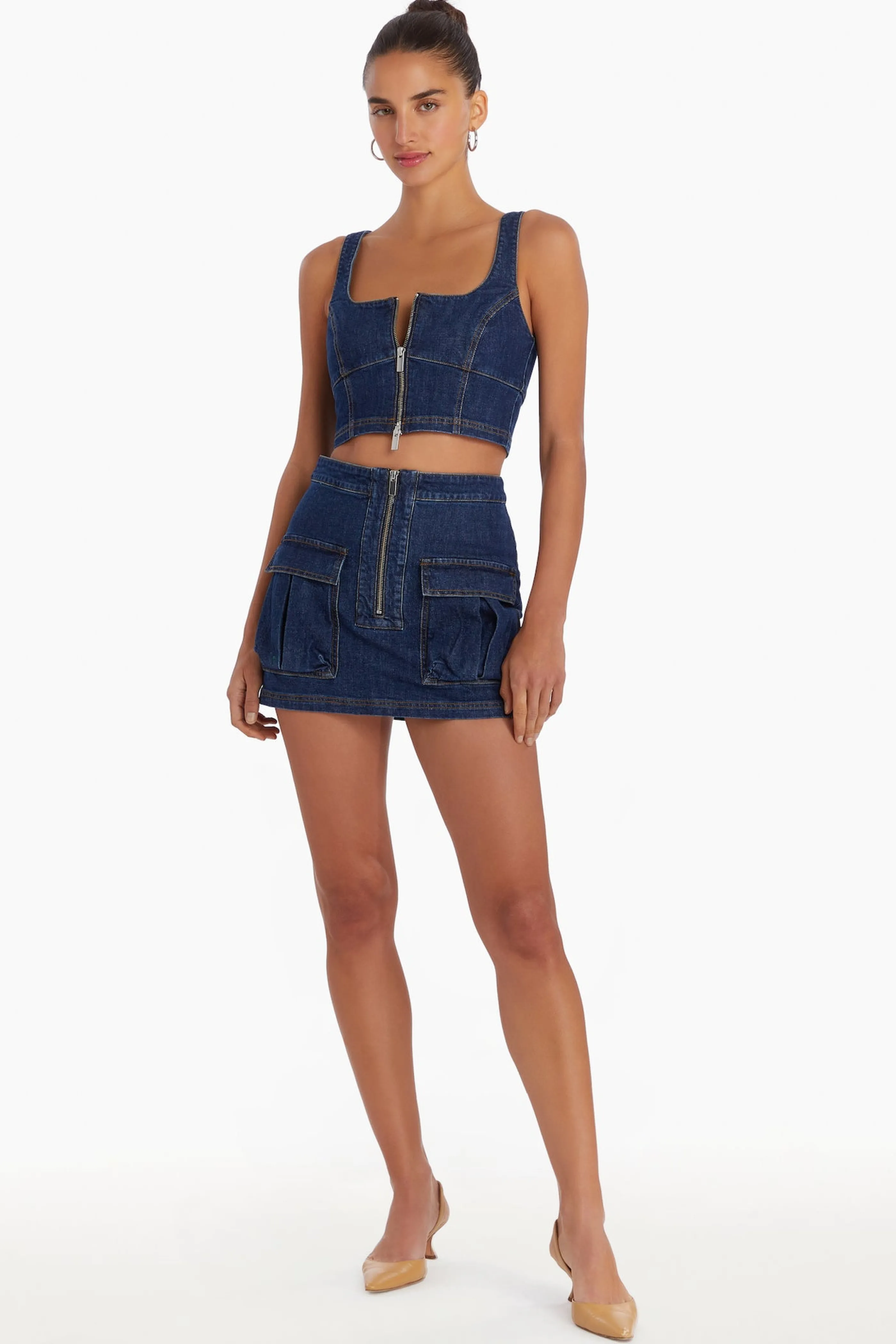 Gonna-Pantalone Elegante Amanda Uprichard con Tocco Moderno - Modello Gage