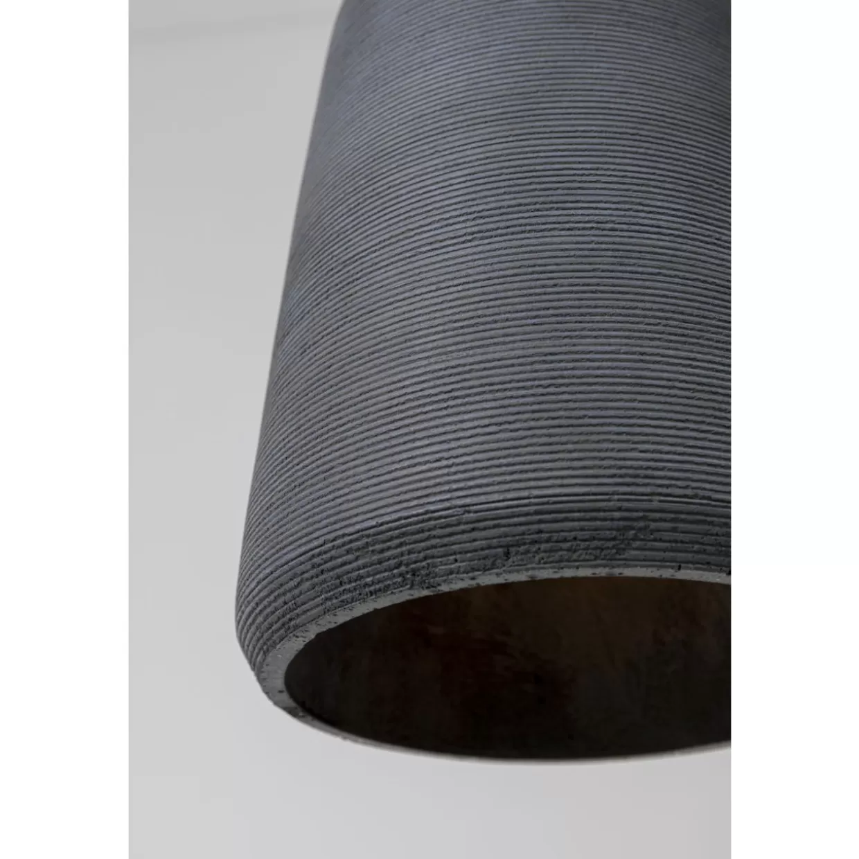 Lampada a Sospensione KARE Design - Cemento Nero per Tavolo da Pranzo, Modello Tre con Design Industriale