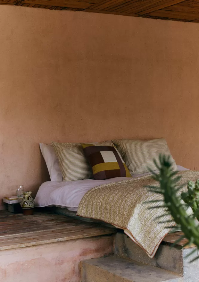 Coperta Artigianale in Cotone con Stampa Tradizionale 'Raccolto Pregiato' - Trapunta Confortevile e Plaid Eleganti per la Casa