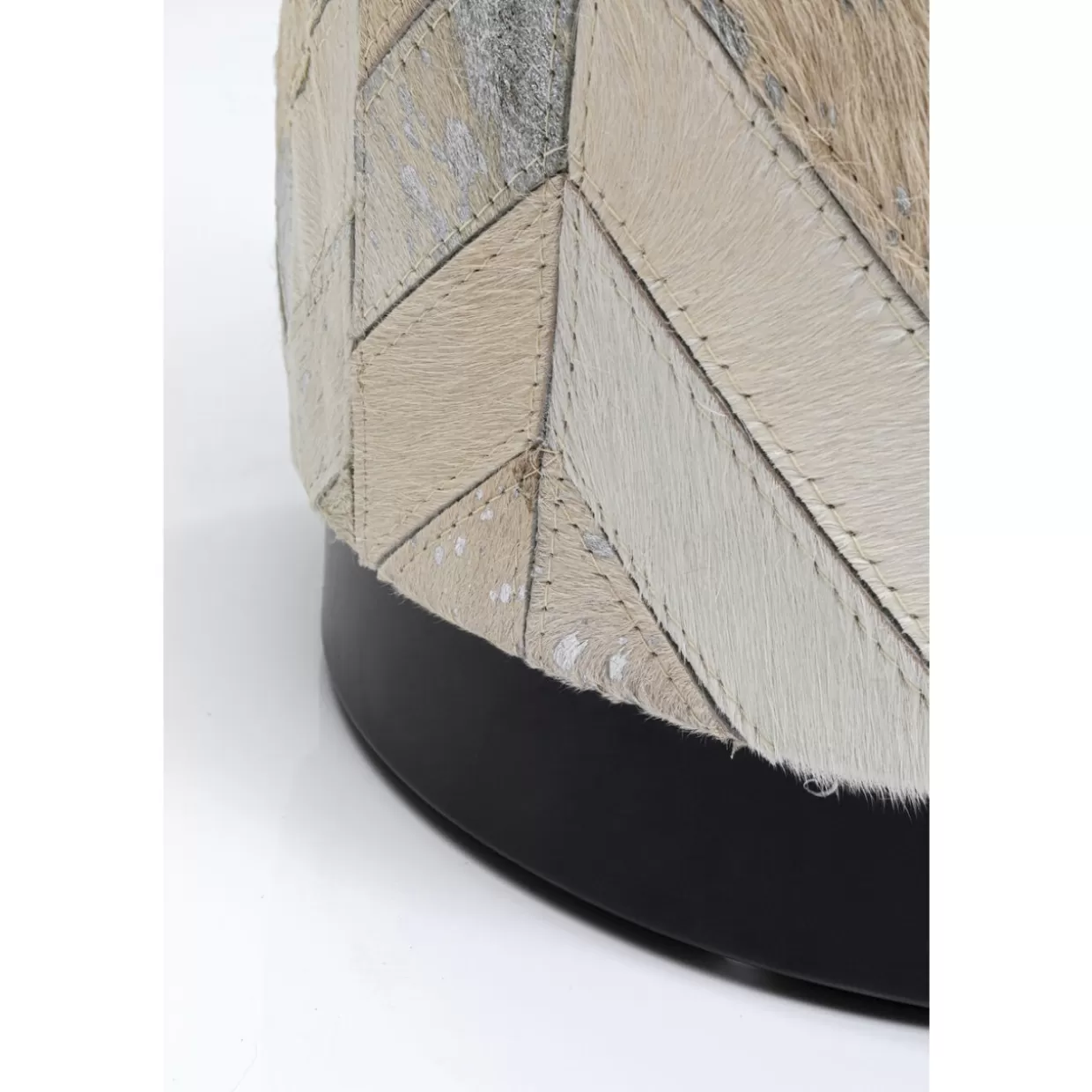 KARE Design Panche Eleganti con Rivestimento Spike - Sgabelli Moderni Altezza 35cm per Arredamento Ricercato