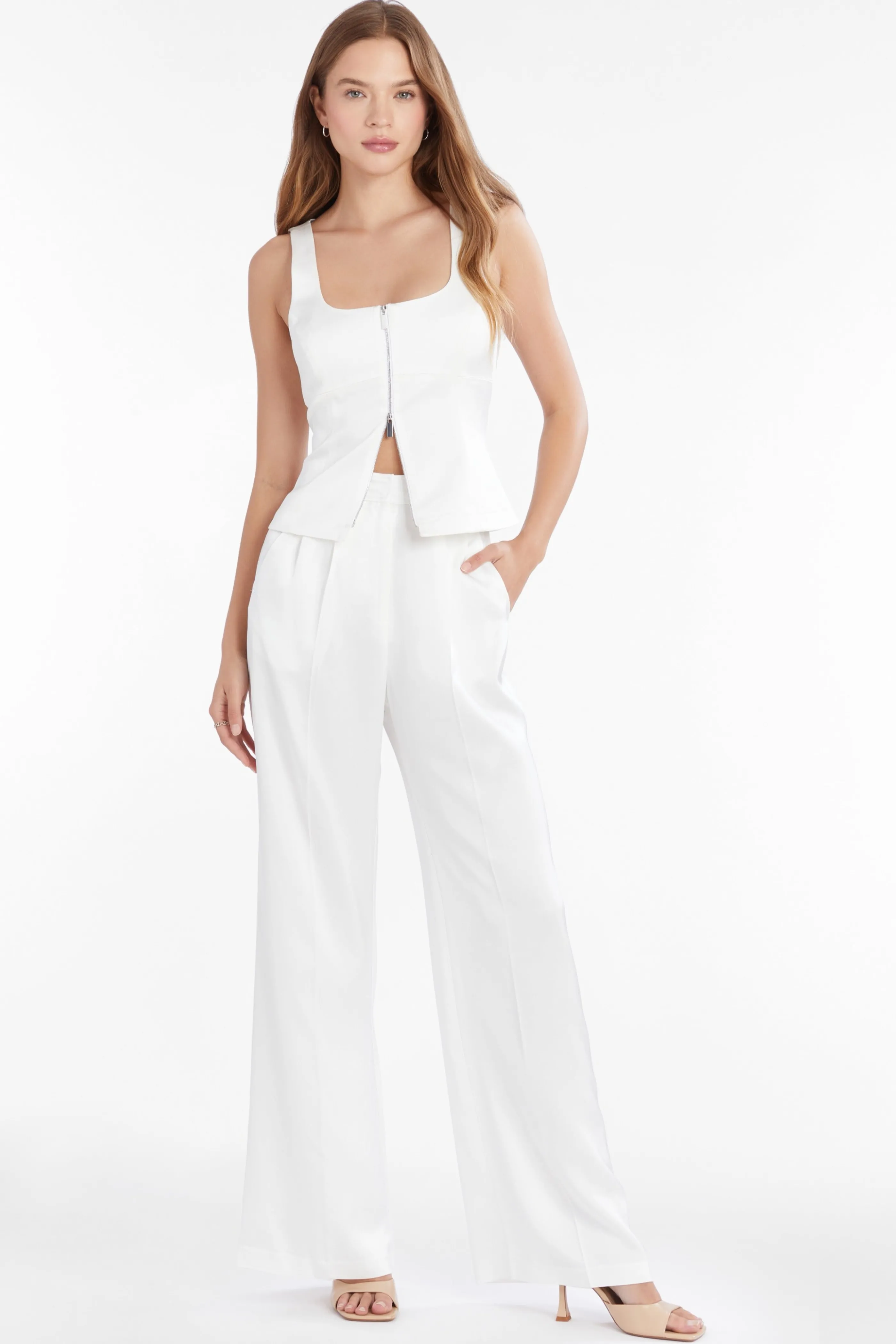 Amanda Uprichard Pantalone Jane - Stile Costiera Amalfitana con Tocco Femminile 

Pantalone Elegante Amanda Uprichard | Ispirazione Amalfi per Donne Moderne 

Jane Pants Amanda Uprichard - Freschi Design Amalfitani per un Look Chic 

Amanda Uprichard Pantaloni in Tonalità Amalfi - Confezione Premium per Estate 2024 

Pantalone Donna Amanda Uprichard | Motivi Artigianali della Costiera Amalfitana 

Jane Pants con Ricami Amalfitani - Collezione Esclusiva Amanda Uprichard 

Amanda Uprichard Pantalone Estivo - Aria Marinara della Costiera in Tessuto Premium 

Pantaloni Eleganti Jane - Rivisitazione Amanda Uprichard dello Stile Amalfitano 

Amanda Uprichard Pantalone in Lino | Colori Vibranti della Costa Amalfitana 

Jane Pants con Design Amalfi - Tessuto Traspirante Amanda Uprichard per Estate