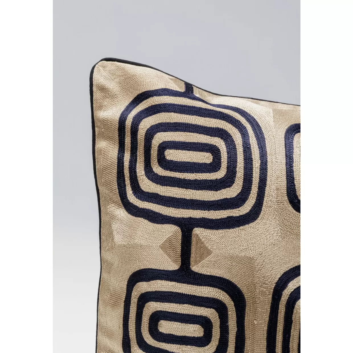 Cuscino Quadrato Catena KARE Design - 50x50 cm in Morbido Tessuto Decorativo