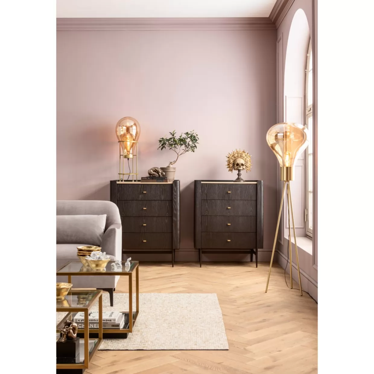 Comò e Credenze di Design KARE | Collezione Milano 80 con Stile Contemporaneo 

Armadi Eleganti e Mobili per Soggiorno - Linea Moderna di Comodini e Credenze KARE Design Milano Series