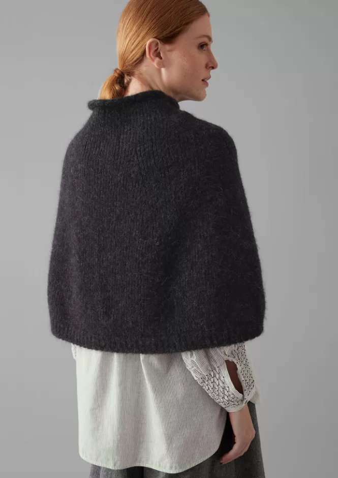 Sciarpa Poncho Bohémien in Filato di Alpaca - Accessori Invernali Donna con Cappello Coordinato e Guanti Morbidi | Maglieria Artigianale