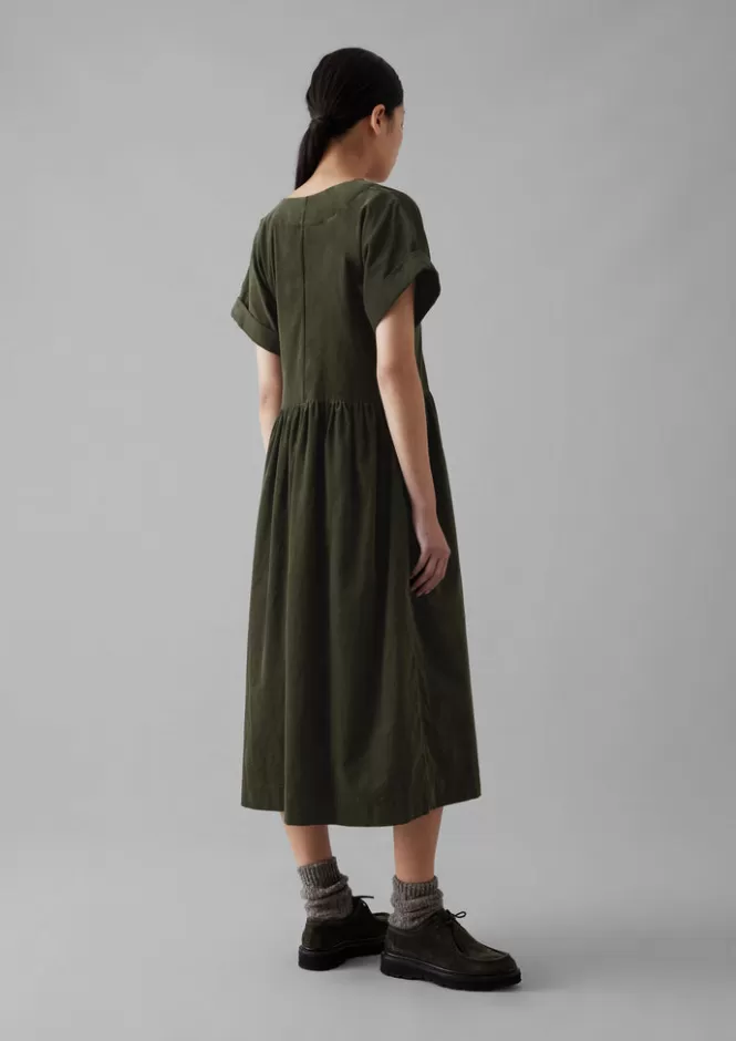 Abito donna in needlecord biologico con chiusura avvolgente - Vestito casual sostenibile con dettagli artigianali