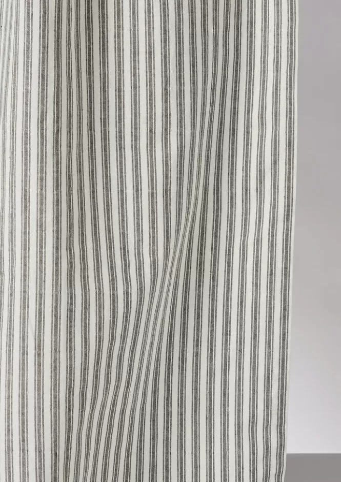 Tenda Doccia con Righe Vivaci in Tessuto Ecologico - Design Classico per Bagno Moderno