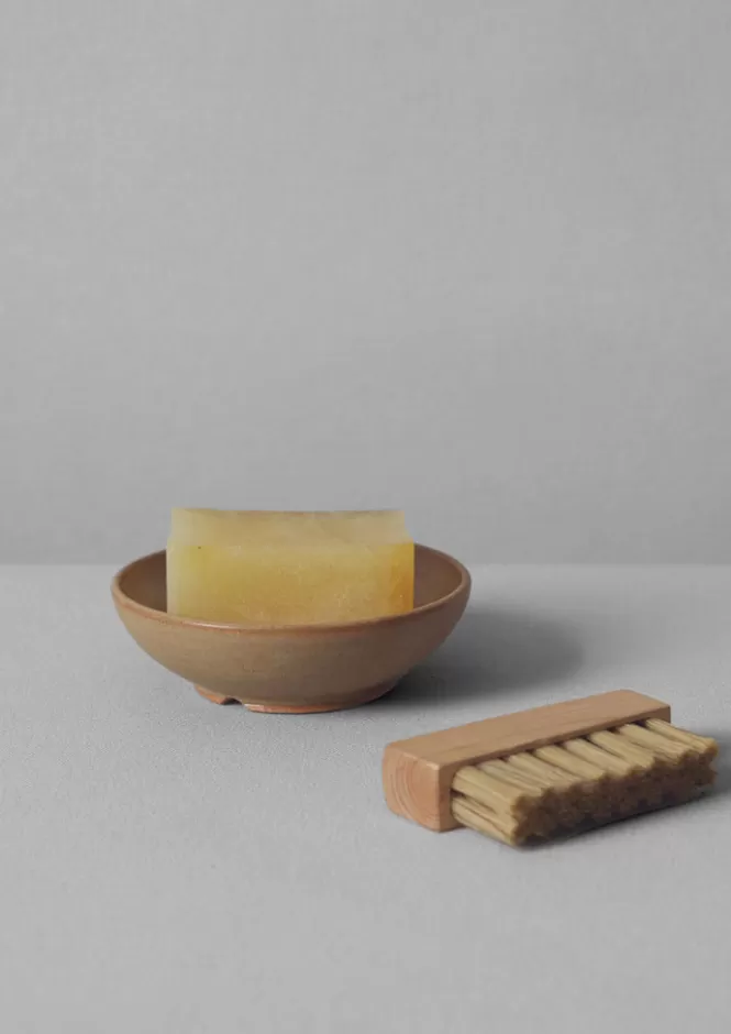 Portasapone in Ceramica Artigianale Design Rebecca Proctor - Realizzato a Mano per Bagni Eleganti