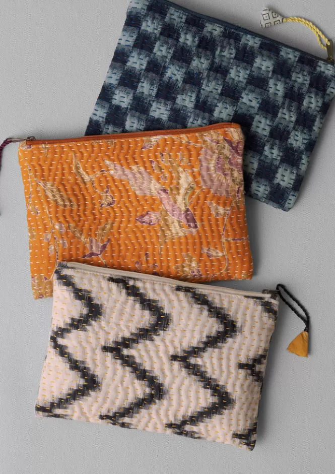 Borsette Artigianali Kantha in Tessuti Riciclati - Accessori Chic per il Bagno