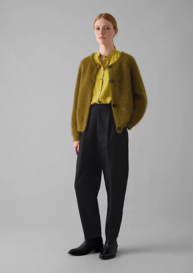 Novità in maglieria: cardigan donna in misto mohair e cashmere con texture a coste - morbido capo autunnale con filati pregiati