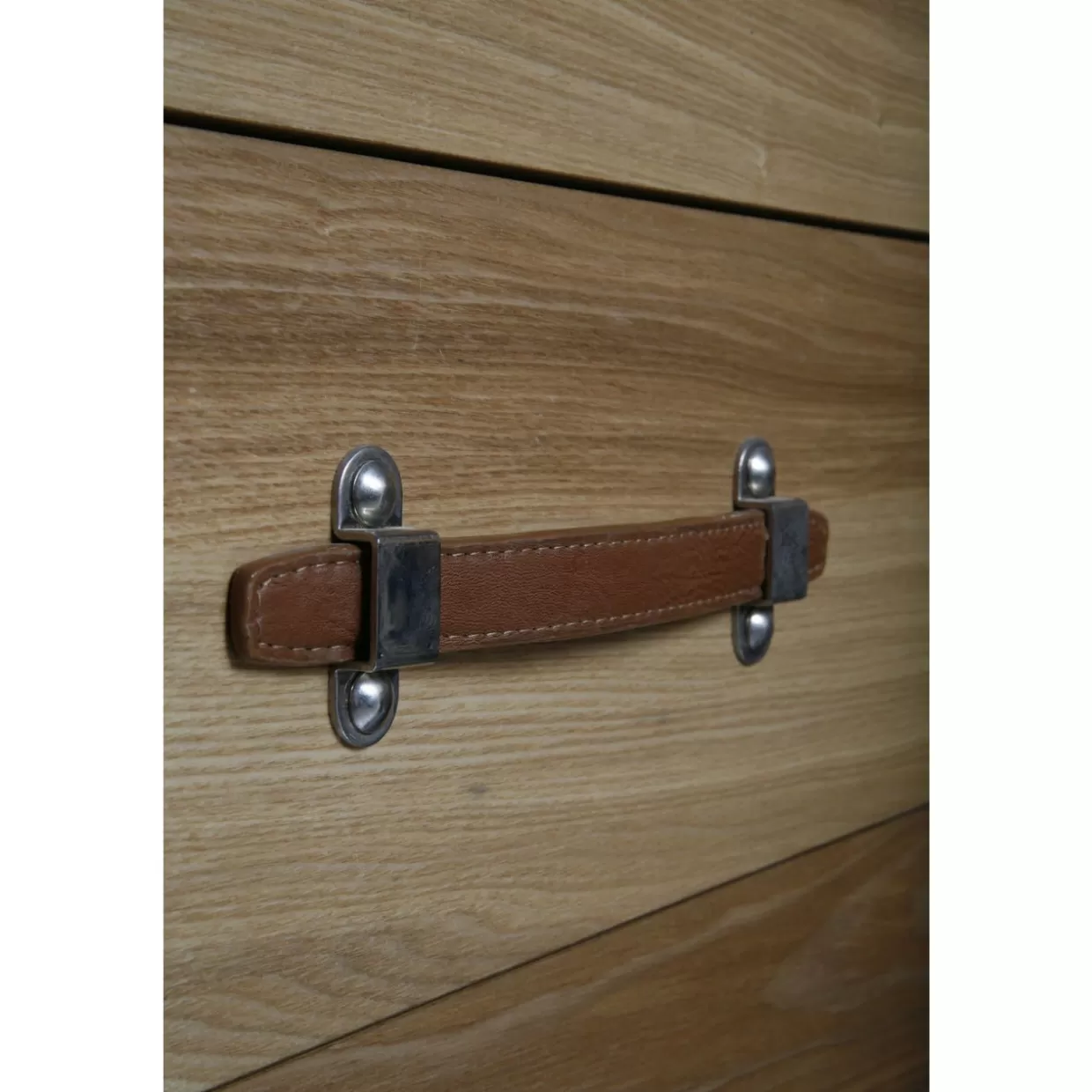 KARE Design - Elegante Armadio Valigia in Pelle Bianco Coccodrillo, Stile Cosmopolitan