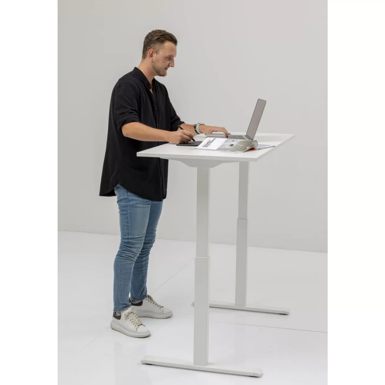 KARE Design - Scrivania Moderna per Ufficio 