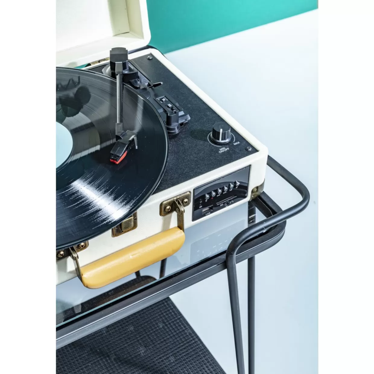 KARE Design - Tavoli Moderni e Carrello da Servizio con Griglia Metallica Elegante