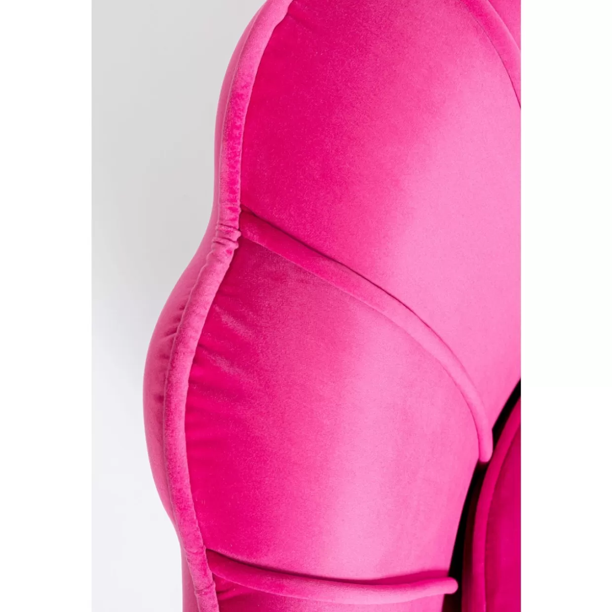 Poltrona Ninfea Moderna - Design Accattivante in Nero con Rifiniture Rosa | Arredamento Contemporaneo KARE Design