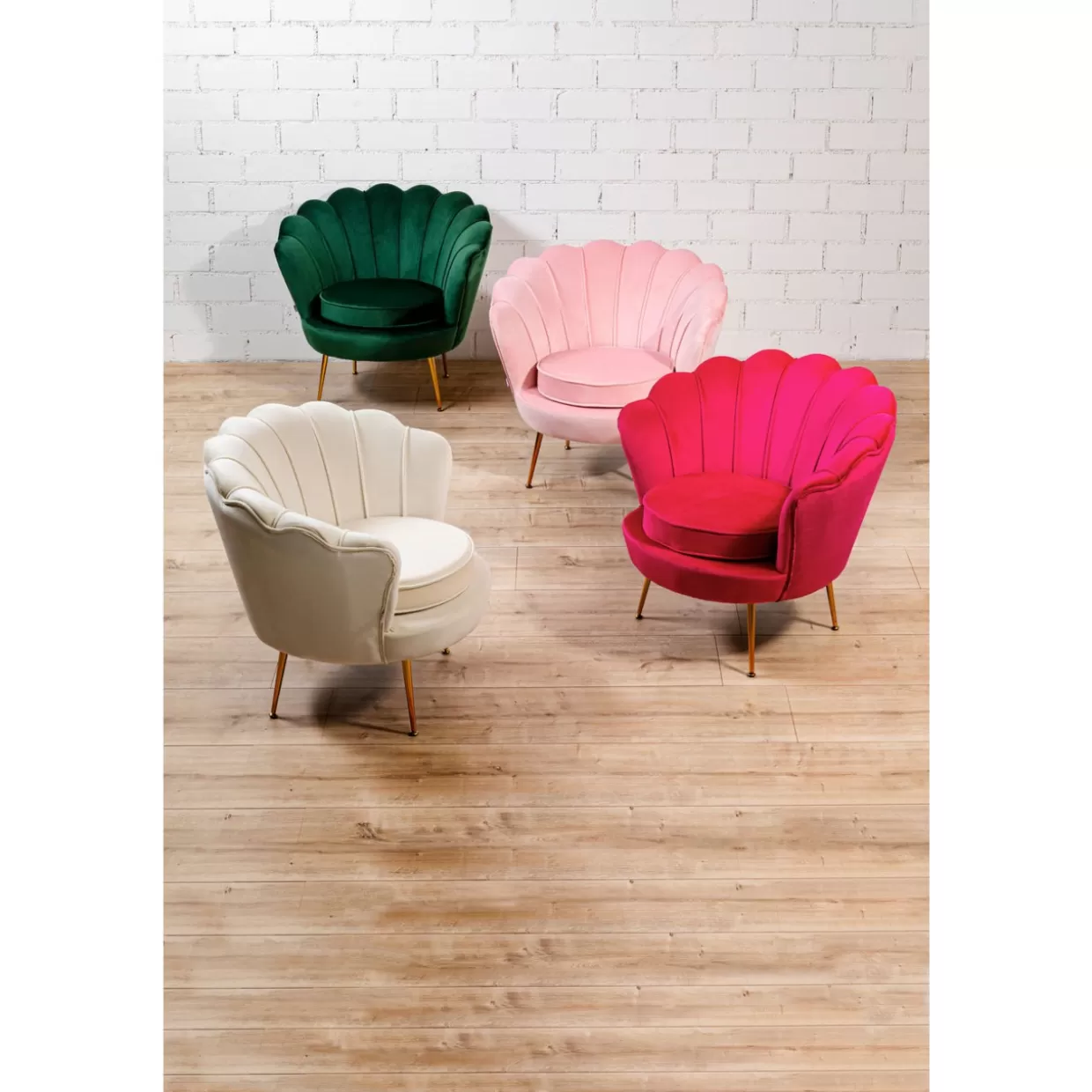 Poltrona Design Avvolgente 