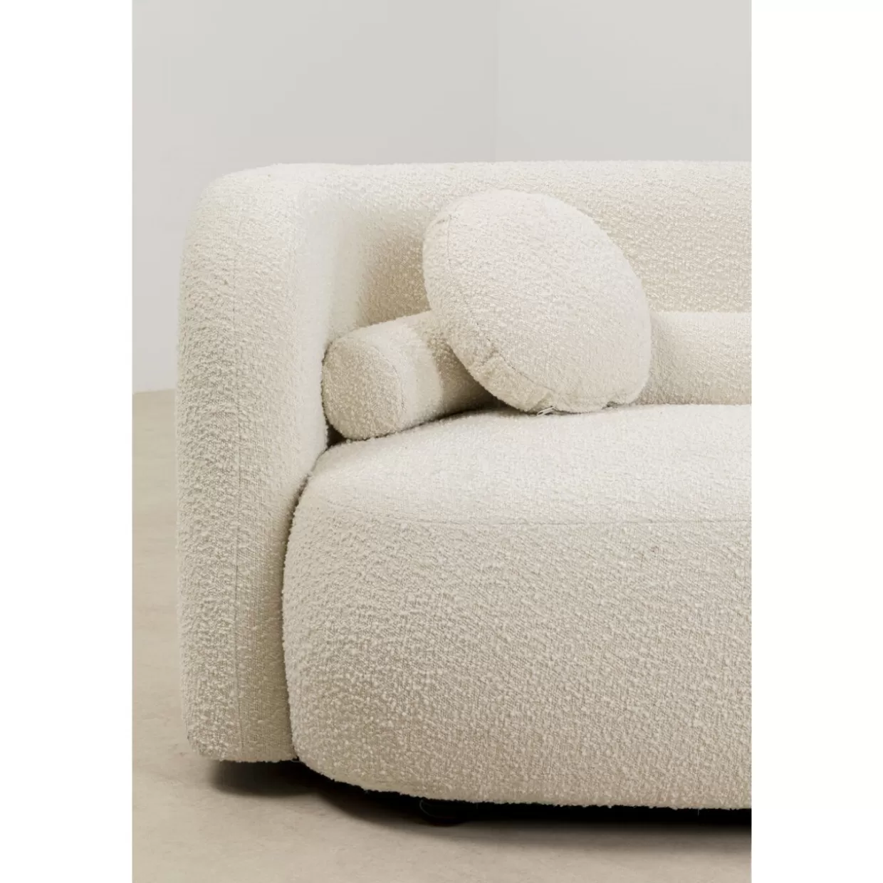 KARE Design Divano Elegante 3 Posti in Bouclé Kelly, 225 cm - Confortevole Sofà Moderno per Soggiorno con Design Esclusivo