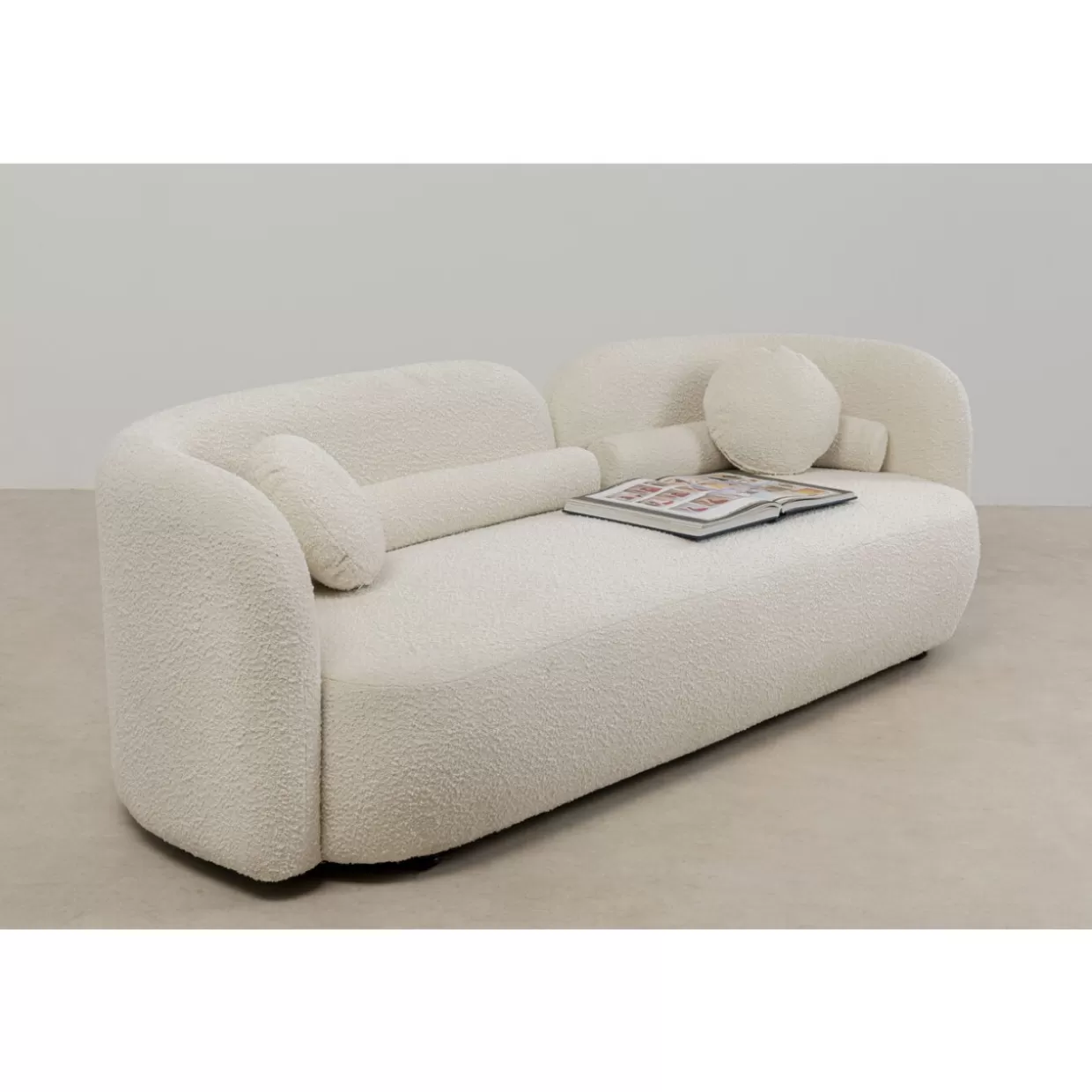 KARE Design Divano Elegante 3 Posti in Bouclé Kelly, 225 cm - Confortevole Sofà Moderno per Soggiorno con Design Esclusivo