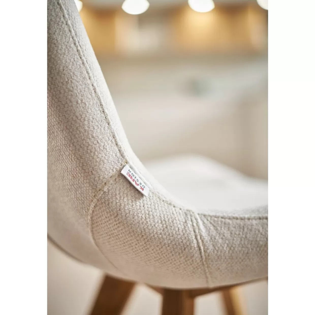 Sedia West Side Bouclé Crema - Design Iconico KARE per Arredi Contemporanei