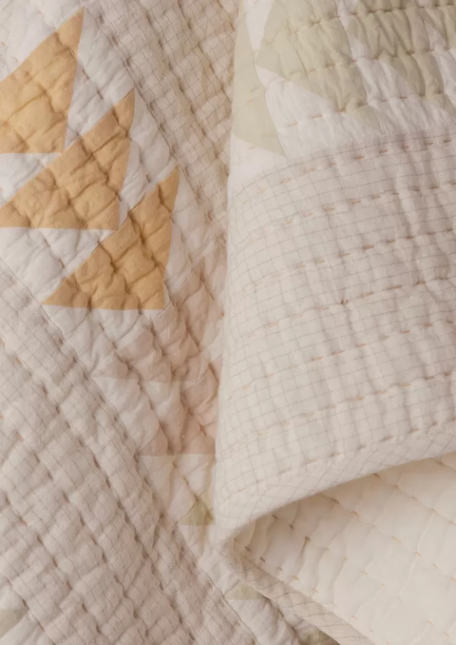 Coperta in Cotone Patchwork a Triangoli con Quadretti - Design Moderno per Letti e Divani | Trapunta Leggera con Motivo Geometrico e Conforto Naturale
