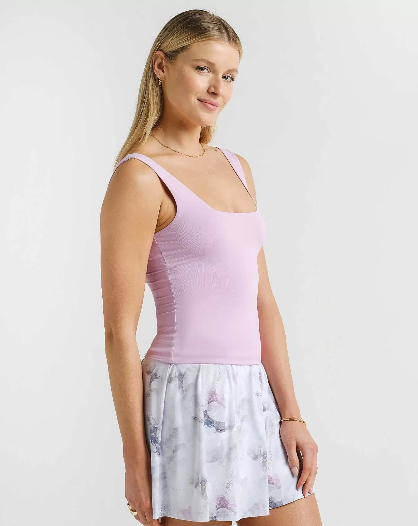 Maglietta Estiva Scollo Quadrato Tropical Bliss - Top Comodo in Stile Vacanze