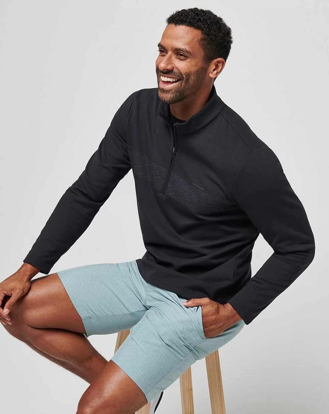 Maglione Sportivo con Zip a Quarti e Strisce Pettorali - Design Contemporaneo e Massima Funzionalità