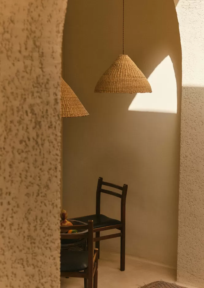 Lampadario Sospeso Veta Vera a Campana - Illuminazione Elegante con Sconto Fine Stock 

(：/，：