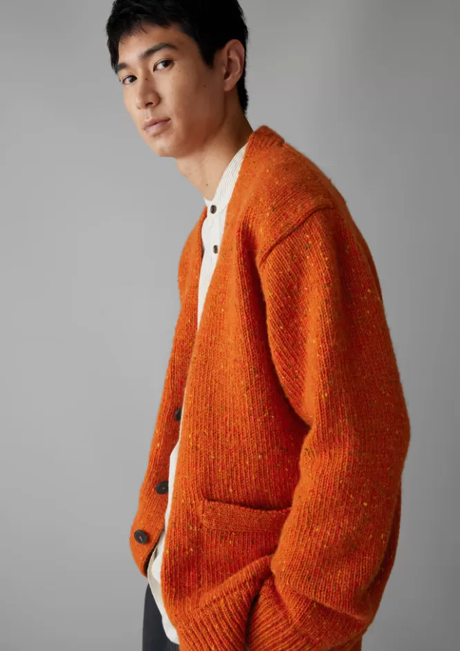 Cardigan in Lana Donegal con Scollo a V - Maglieria Invernale in Offerta
