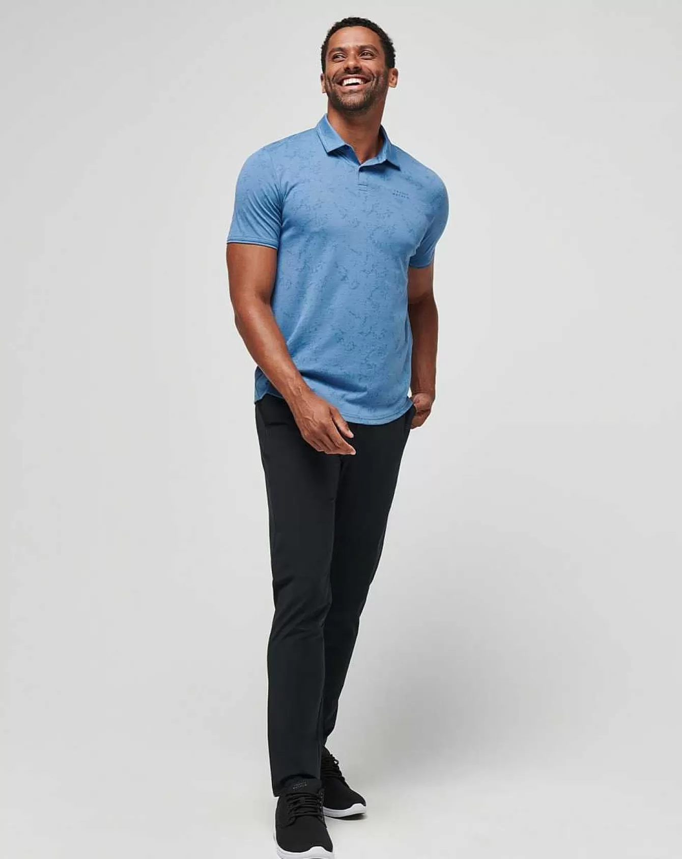 Maglia Polo Elegante con Scollo Tondo - Onde Calde per Stagioni Fresche