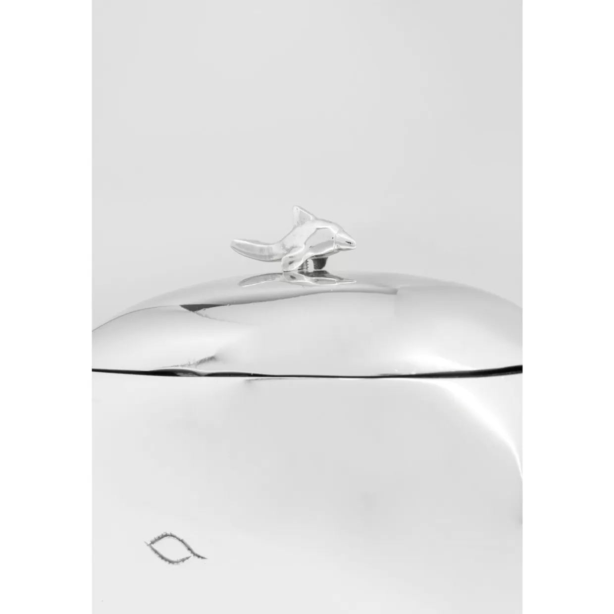 KARE Design - Stoviglie e Accessori per Tavola con Raffreddatore da Vino Whalefish, Design Innovativo per un Servizio Contemporaneo